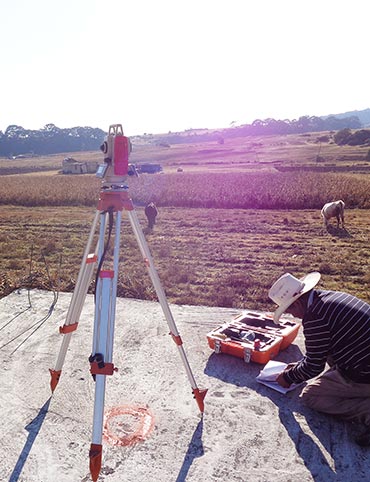 Levantamiento topográfico con estación total